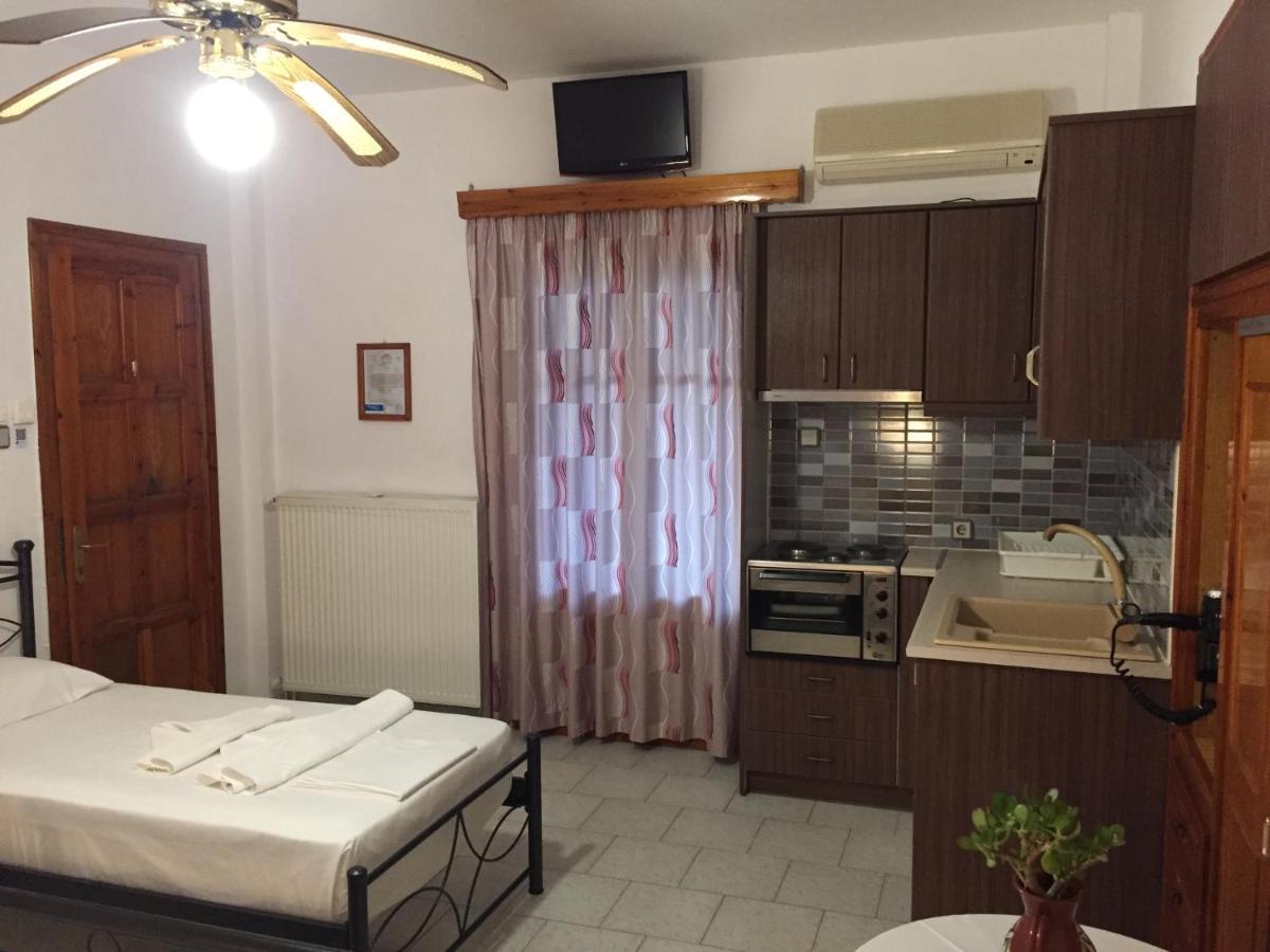 Ferienwohnung Meltemi Kamares  Exterior foto