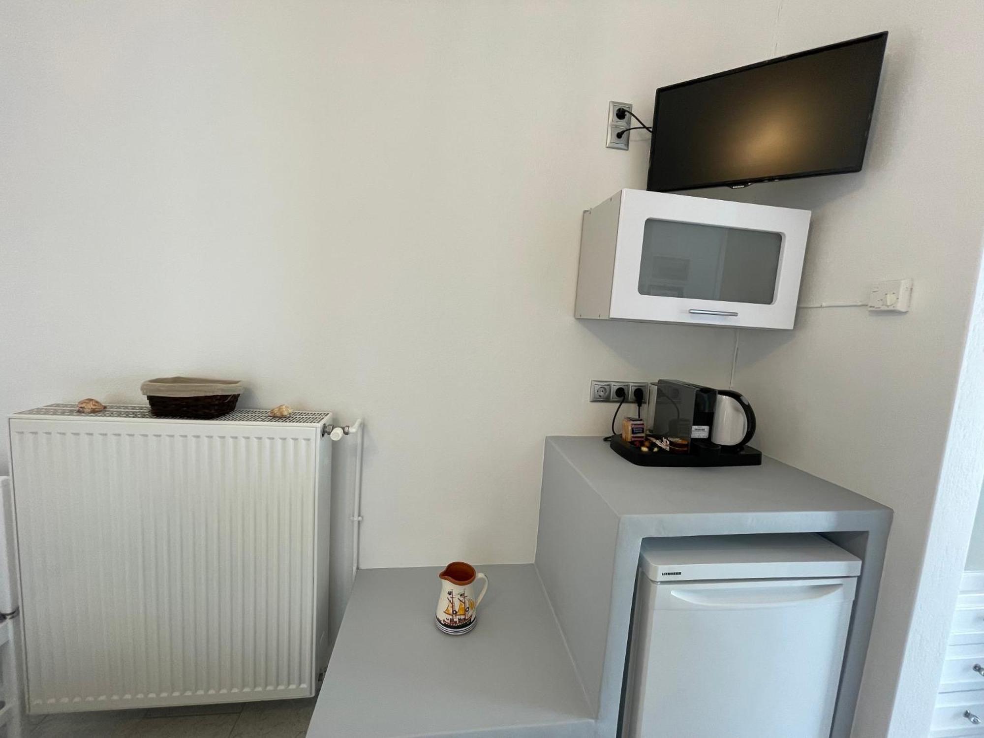 Ferienwohnung Meltemi Kamares  Exterior foto