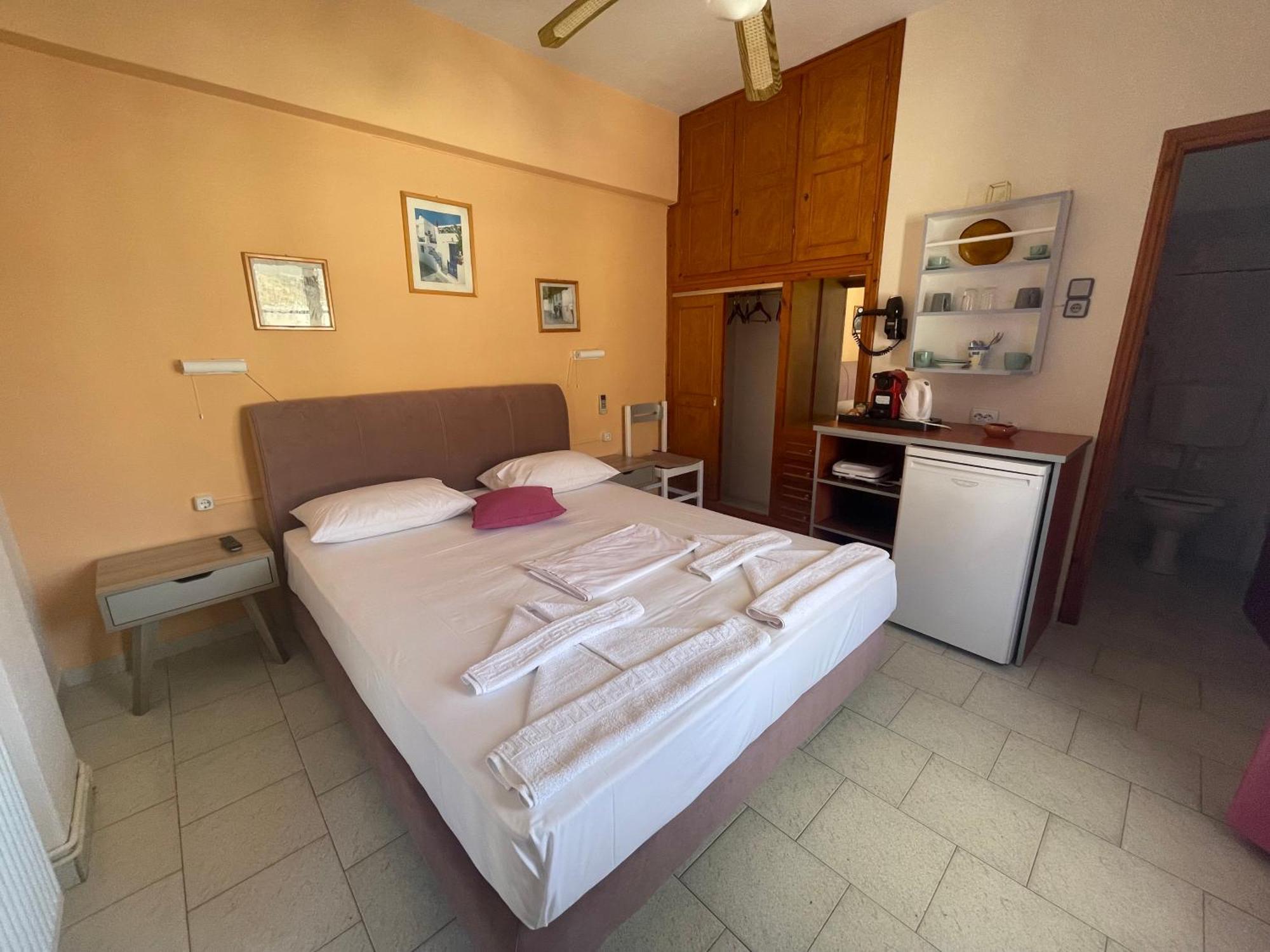 Ferienwohnung Meltemi Kamares  Exterior foto