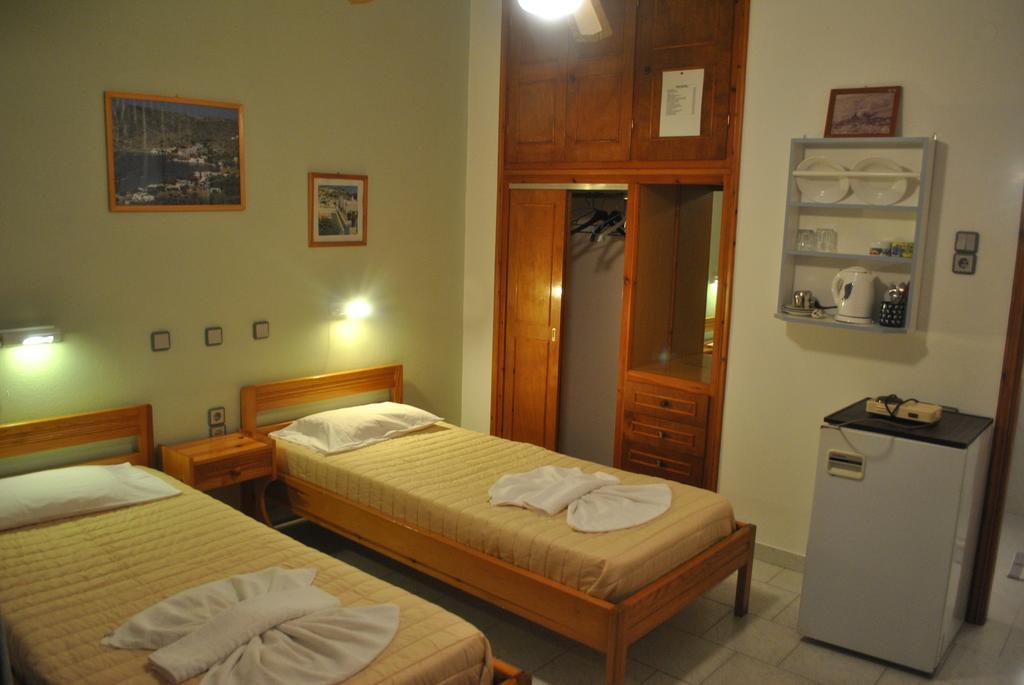 Ferienwohnung Meltemi Kamares  Exterior foto